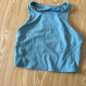 Lululemon crop top